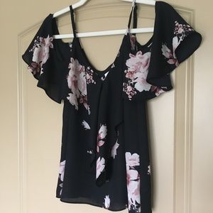 Soprano Cold Shoulder Flowing Top